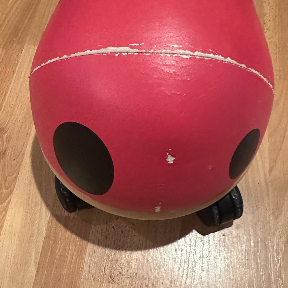 Ladybug Ride-On Toy - Picture 5 of 6